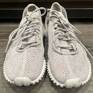 Adidas lavender tubular primeknit shoes men’s size 6